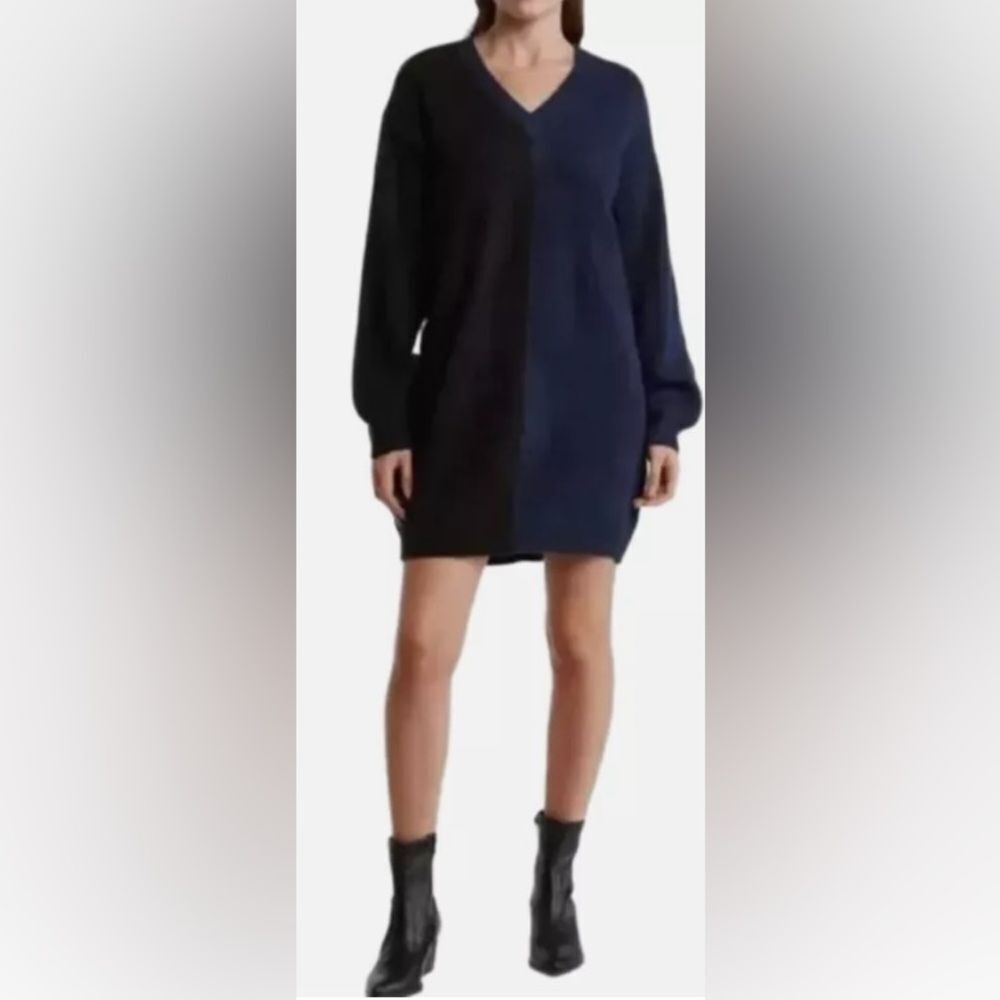Colorblock Vneck Tunic Sweater NWOT
